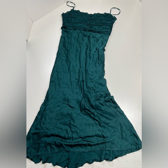 Astr The Label Zola Midi Dress Hunter Green Size Small NEW - Picture 2 of 15